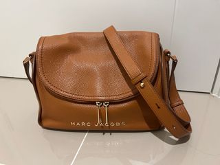 (Kategori: ) berada di . Dikirim oleh fidelacaa (ID iklan 1148744688, Gambar 1). Deskripsi: .