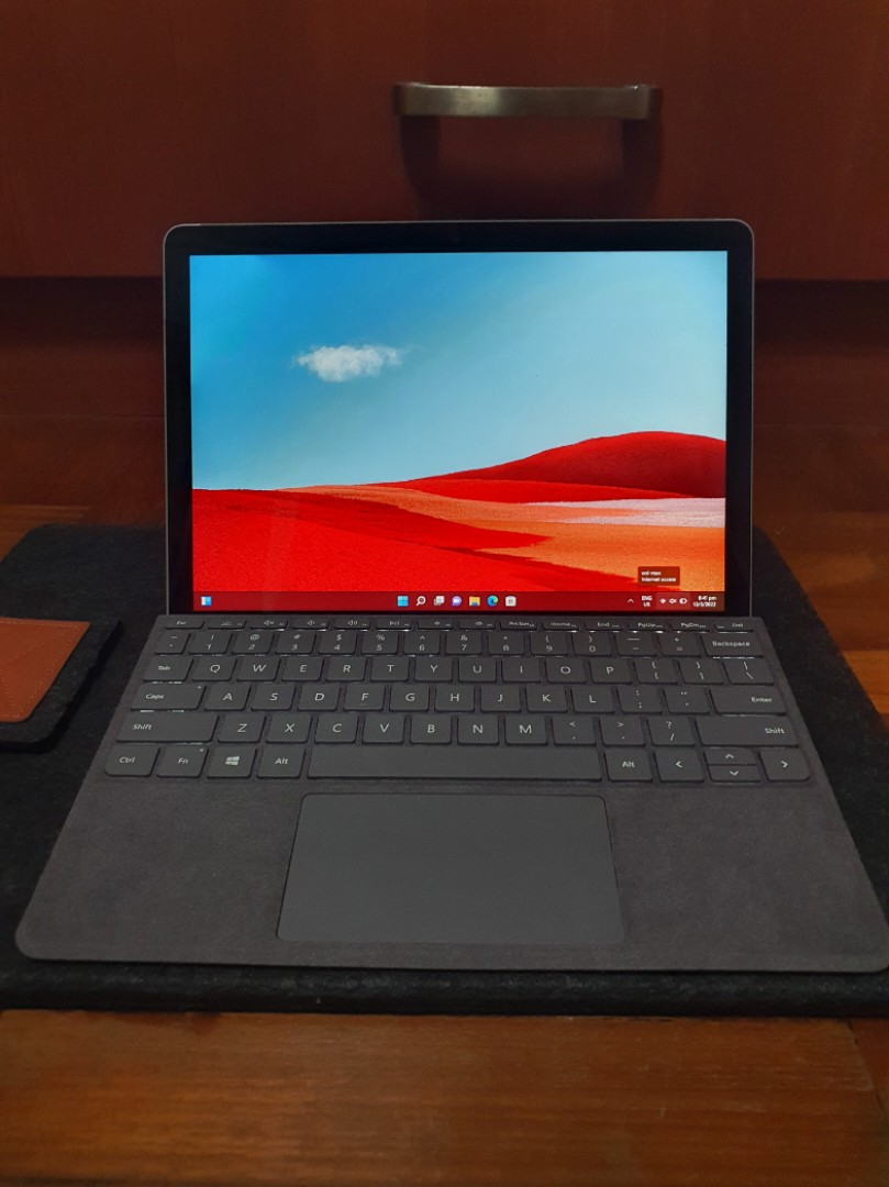 Microsoft Surface Go 2 Pentium Gold 4425Y 4Gb 64GB With Windows 11 pro ...