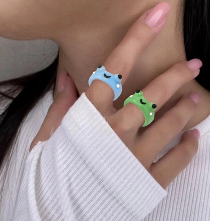 Cute top little jewelry