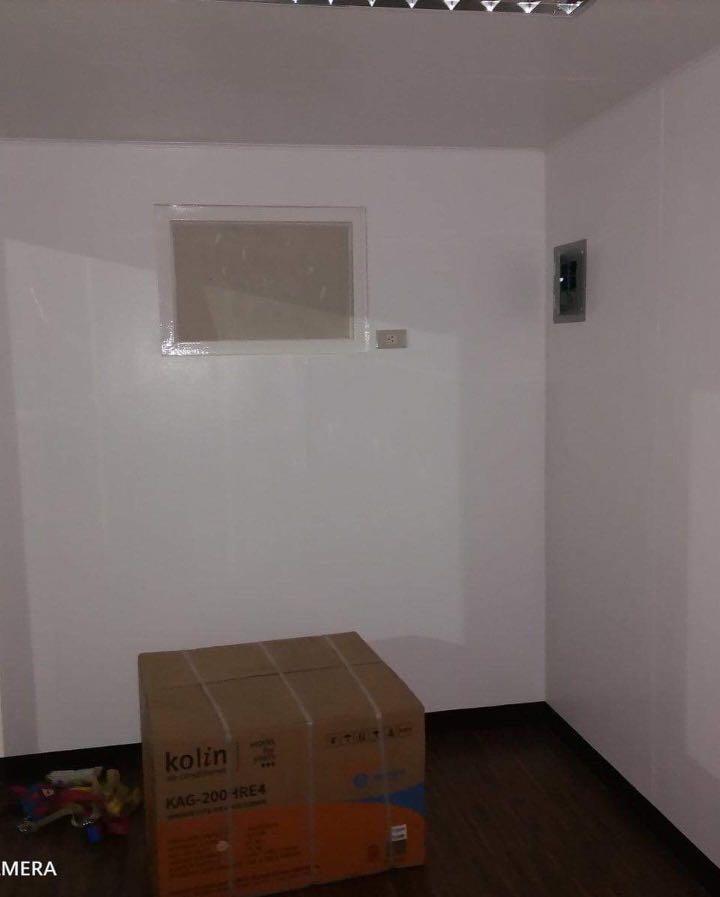 OFFICE CONTAINER-40 FOOTER (Category: Community) located in Manila. Submitted by franciscojof (Listing ID 1148772471, Image 3). Description: OFFERING: CONTAINER HOUSE , OFFICE CONTAINER, WAREHOUSE CONTAINER FABRICATION -20 footer size -40 footer #containervan #containerhouse #office container.