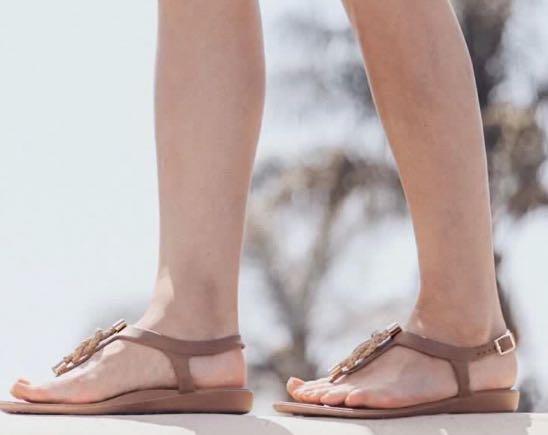 Okab Sandals Women s Fashion Footwear Flats on Carousell