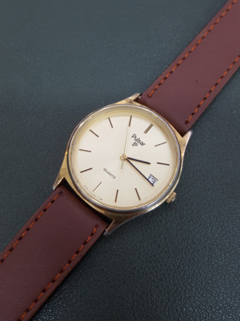Pulsar quartz best sale chronograph