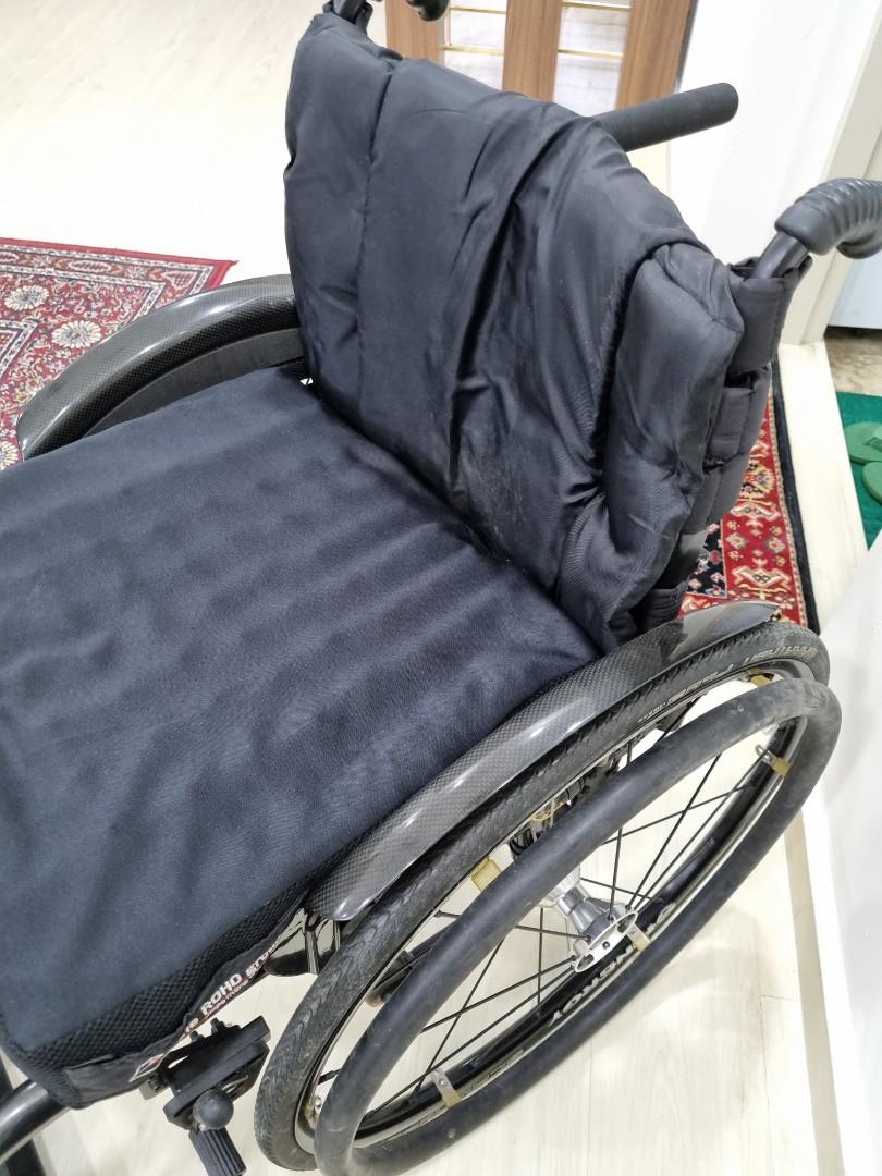 Quickie Wheelchair worth 2000, Health & Nutrition, Assistive
