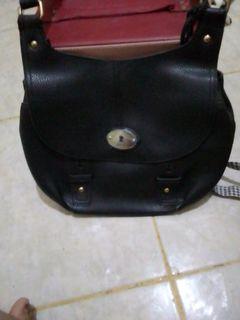 Tas selempang fosil