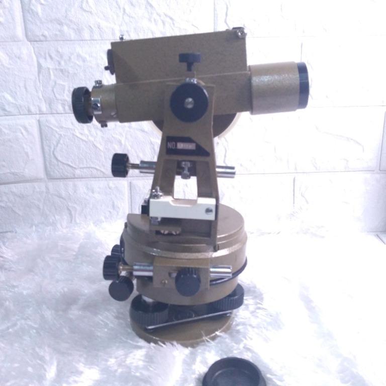 theodite TD-70II (Category: Construction Tools & Equipment) located in Valenzuela. Submitted by mariteskendra012917 (Listing ID 1148664499, Image 3). Description: vintage theodite surveryng tool Td-70II japan surplus IMPORTANT THIS IS A JAPAN SURPLUS SHOP *Please manage your expectations* All items are imported from Countries such as JAPAN,AUTRALIA,US,POLAND,GERMANY AND SWITZERLAND Our items are mostly pre-loved products There may be some flaws n