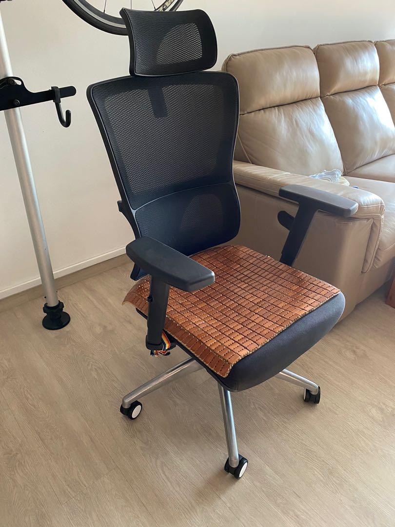 UMD ergonomic chair, Furniture & Home Living, Furniture, Chairs on ...