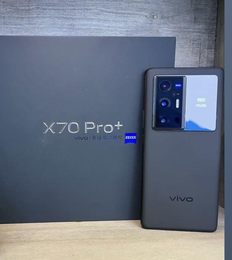 美品】vivo X70 Pro+ 12/512中国版のvivoX70P - スマートフォン本体