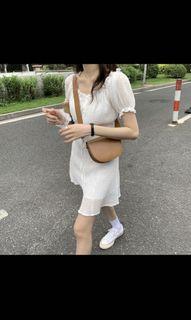 白色泡泡袖洋裝 二手