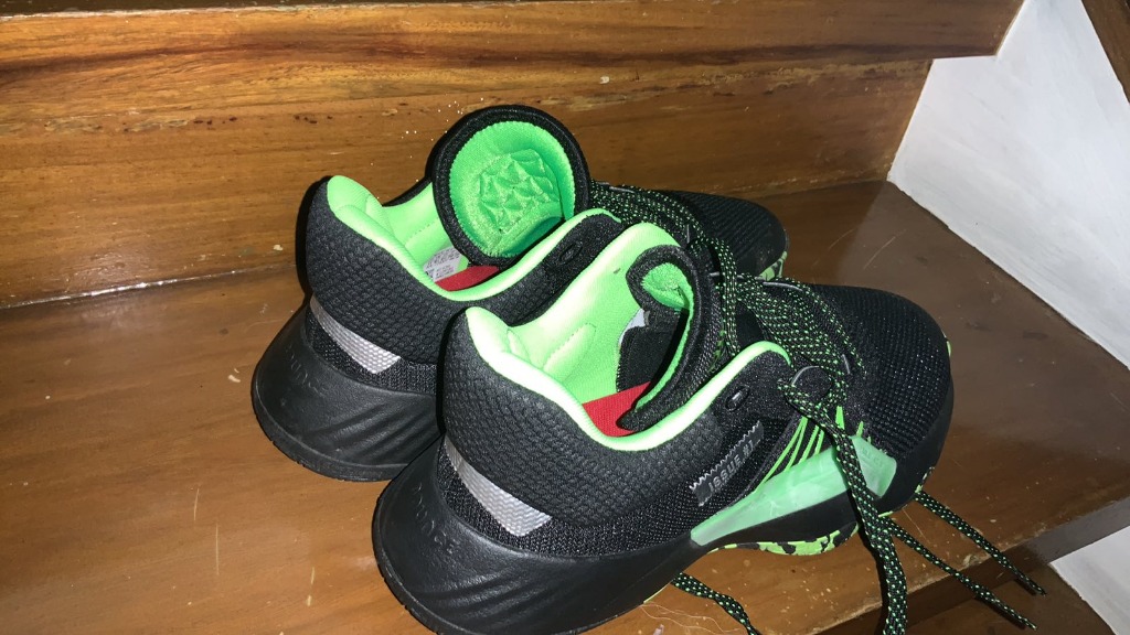 Donovan mitchell sale green shoes