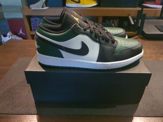 (Category: ) located in . Submitted by off.sole (Listing ID 1148918271, Image 1). Description: .