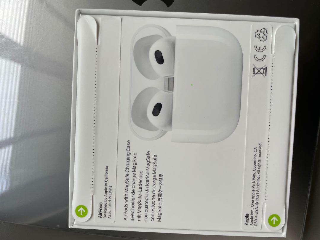 Apple AirPods (3rd Gen) Magsafe case, Audio, Earphones on Carousell