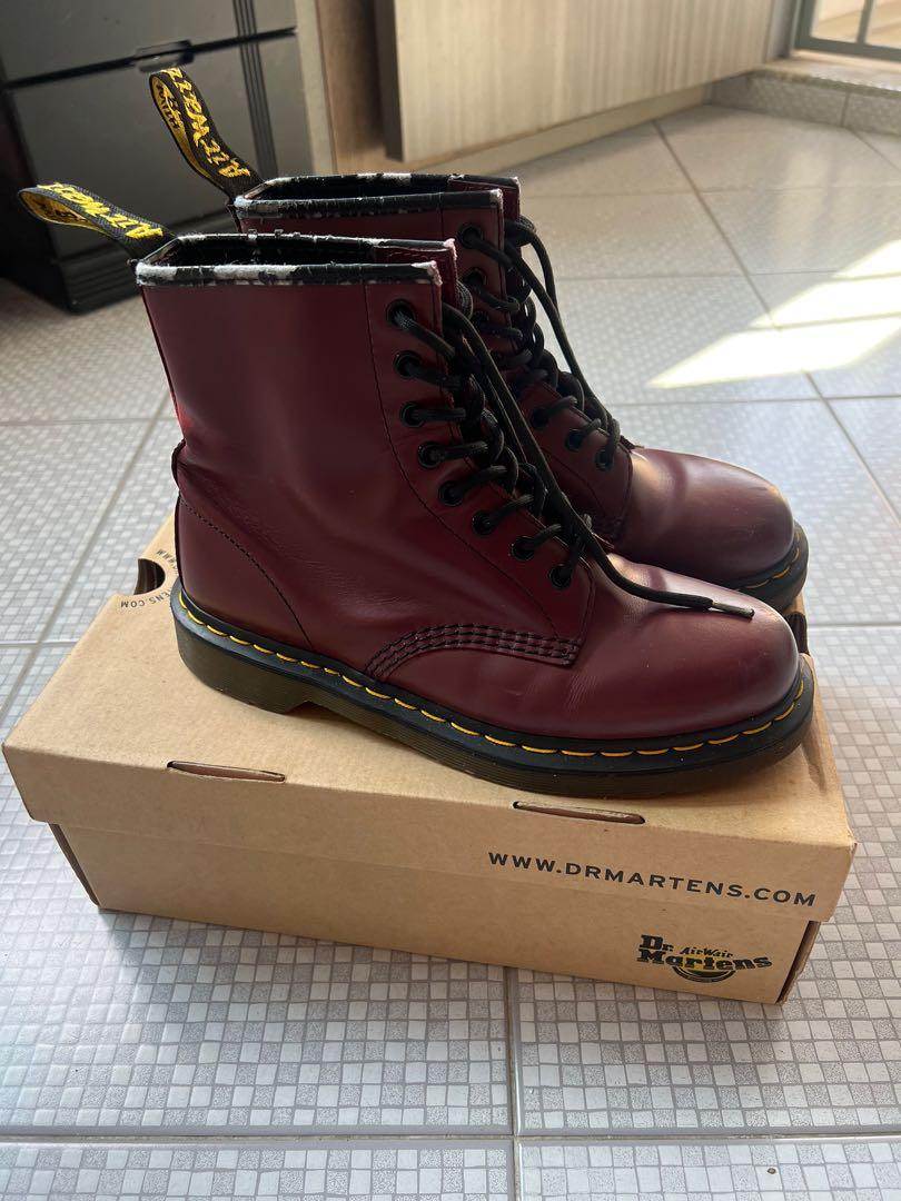 Girls red online dr martens