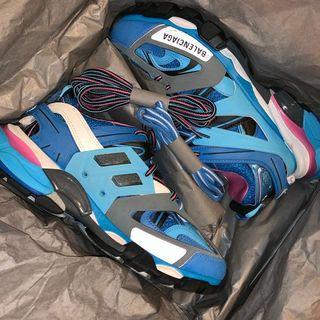 Balenciaga track