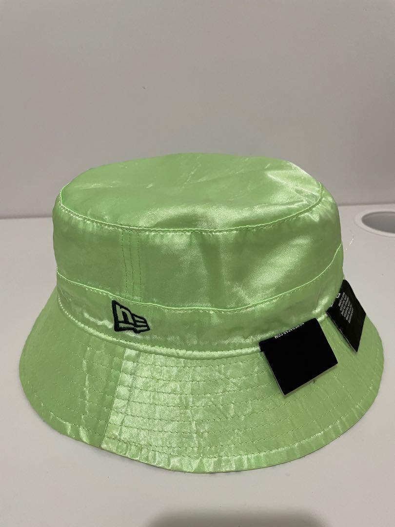 Billie eilish on sale reversible bucket hat