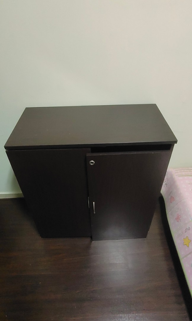 Broken shelf, Furniture & Home Living, Furniture, Shelves,