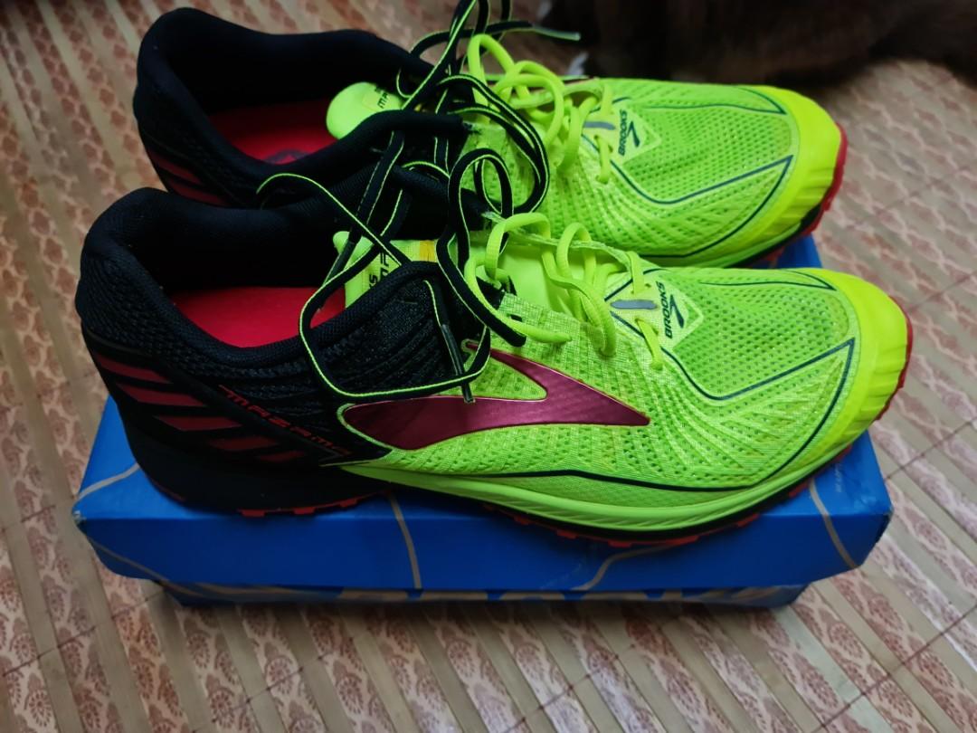 Brooks mazama green shop