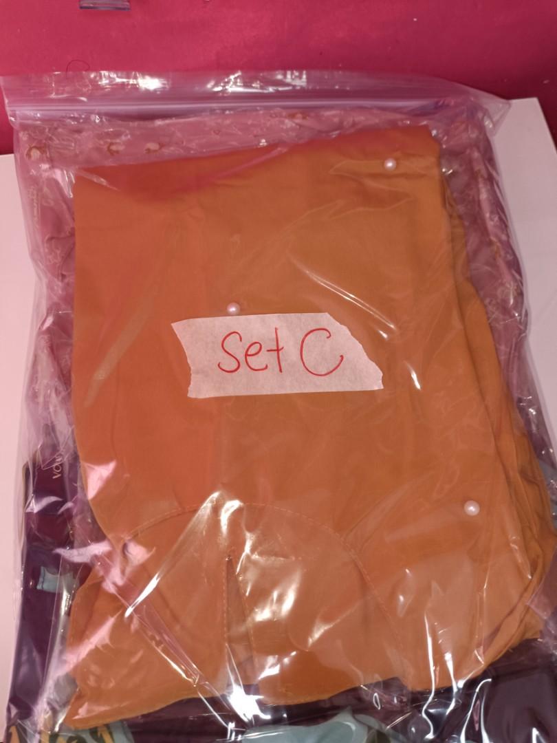 Bundle Set C (Category: Dresses) located in Singapore. Submitted by nadia.mdarif (Listing ID 1148917287, Image 2). Description: Women tops fit to size L and XL. Used few times or brand new. Washed and pack individually. No return or exchange once purchase..