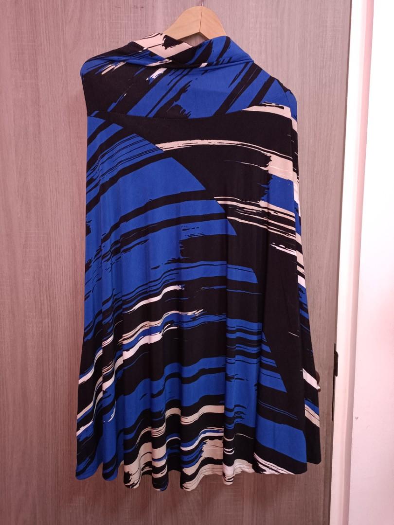 Bundle Set D (Category: Skirts) located in Singapore. Submitted by nadia.mdarif (Listing ID 1148920830, Image 4). Description: Women long skirt fit to size L. Used few times or brand new. Washed and pack individually. No return or exchange once purchase..