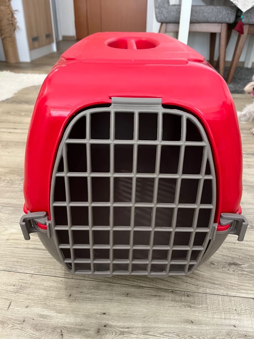 Cat Carrier, Pet Supplies, Homes & Other Pet Accessories on Carousell