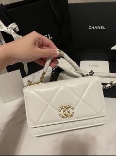 （分類：）位於 。 由 jcChan 提交（商品編號 1148972100，圖片 1）。簡介： 。