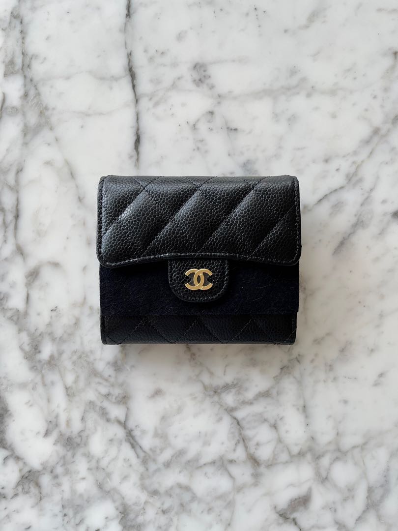 Chanel Classic Small Flap Wallet in Black Caviar GHW (32 Series