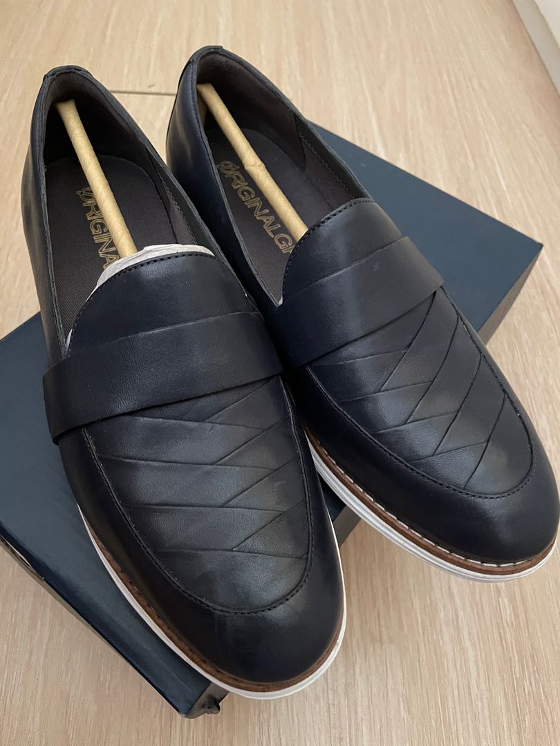 Colehaan loafers, Women's Fashion, Footwear, Loafers on Carousell