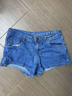 （分類：）位於 。 由 tybfpy6mgb 提交（商品編號 1148951756，圖片 1）。簡介： 。