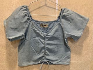 (Category: ) located in . Submitted by thrifter (Listing ID 1148890144, Image 1). Description: .