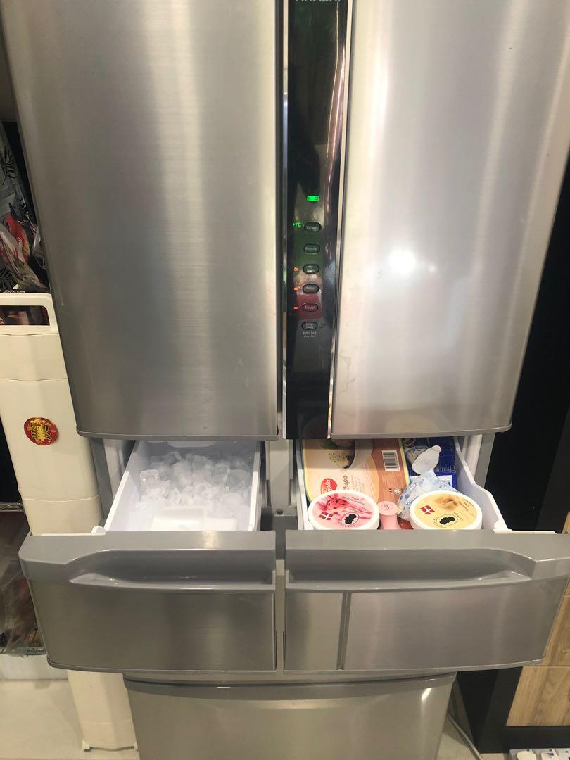 Hitachi 6 door refrigerator fridge, auto ice maker, vacuum compartment