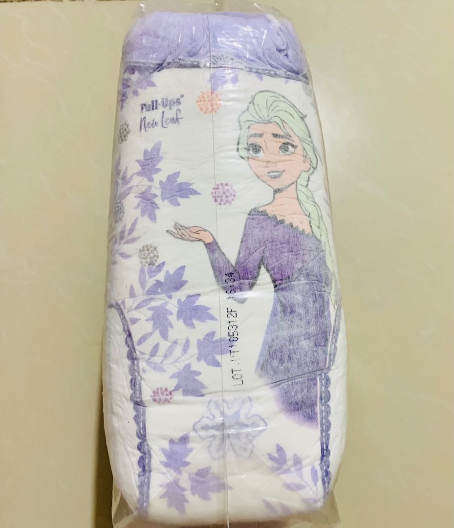 Huggies Pull ups Disney Frozen Elsa and Anna 4T-5T, Babies & Kids, Bathing  & Changing, Diapers & Baby Wipes on Carousell