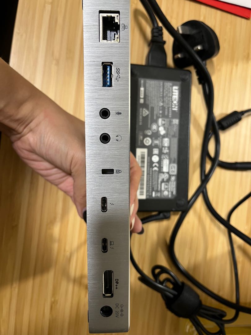 Kensington Docking station, Computers & Tech, Parts & Accessories