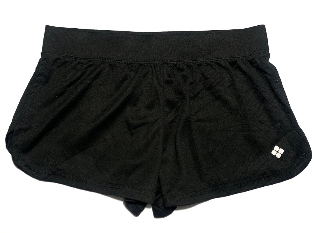 Booty shorts kmart top