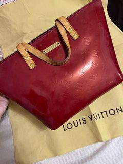 (Category: ) located in . Submitted by clearingpreloved (Listing ID 1149014168, Image 1). Description: .