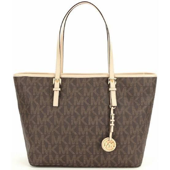 Michael Kors Jet Set Travel Monogram Bag with Laptop Compartment, Luxury,  Bags & Wallets on Carousell