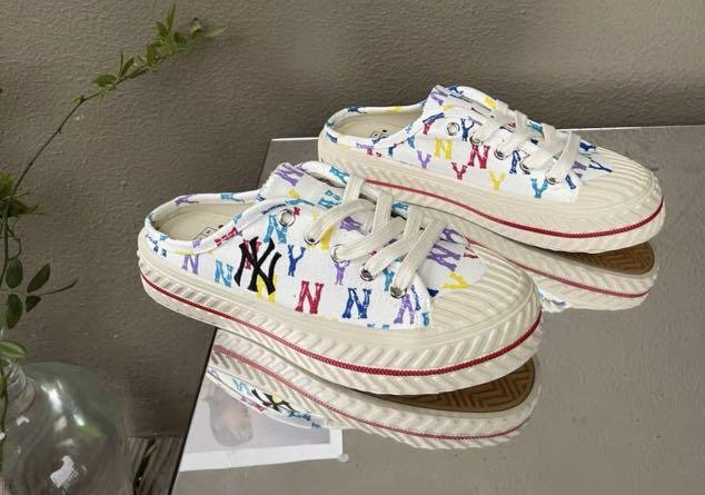 MLB white Mule sneakers