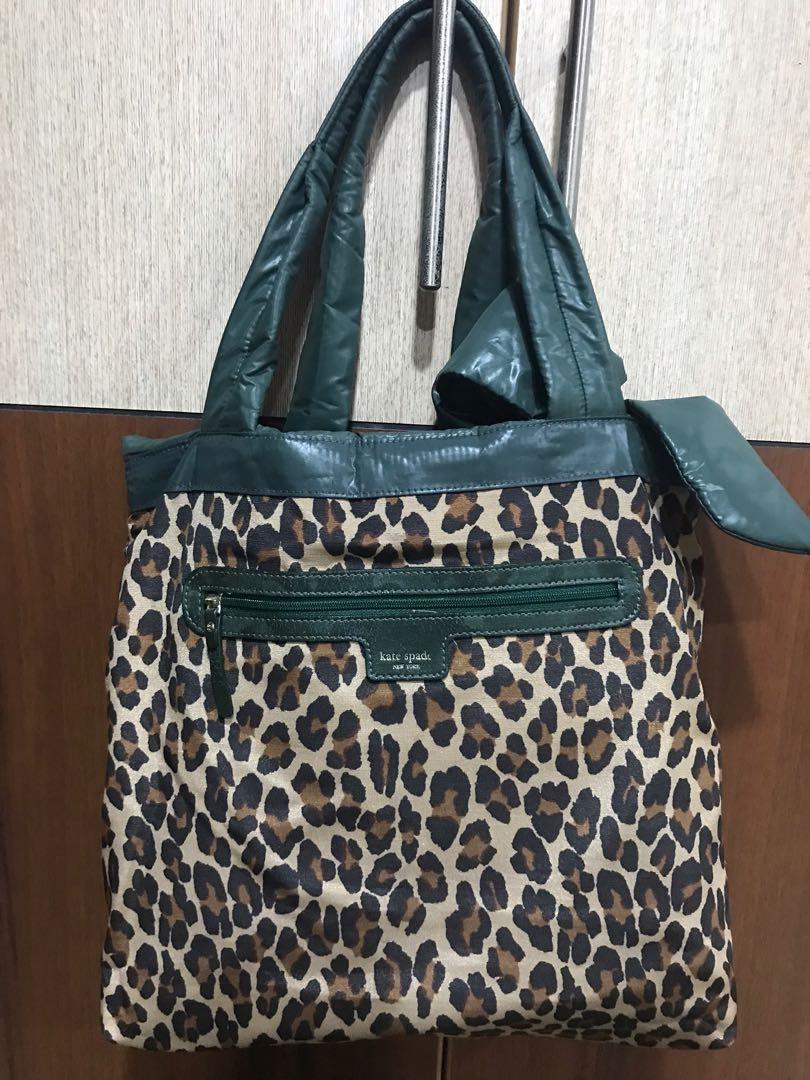 Kate Spade NWT Dark Green Satchel Bag | Satchel bags, Kate spade, Black  leather bags