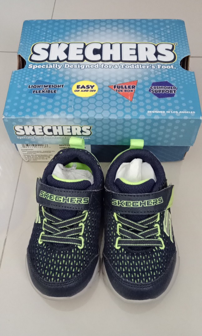 Sepatu merk deals skechers