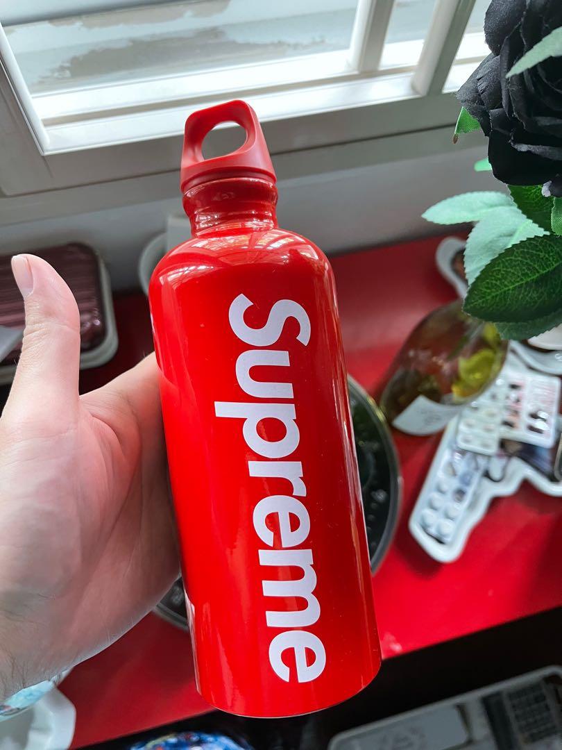 Supreme SIGG Traveller 0.6L Water Bottle - Farfetch