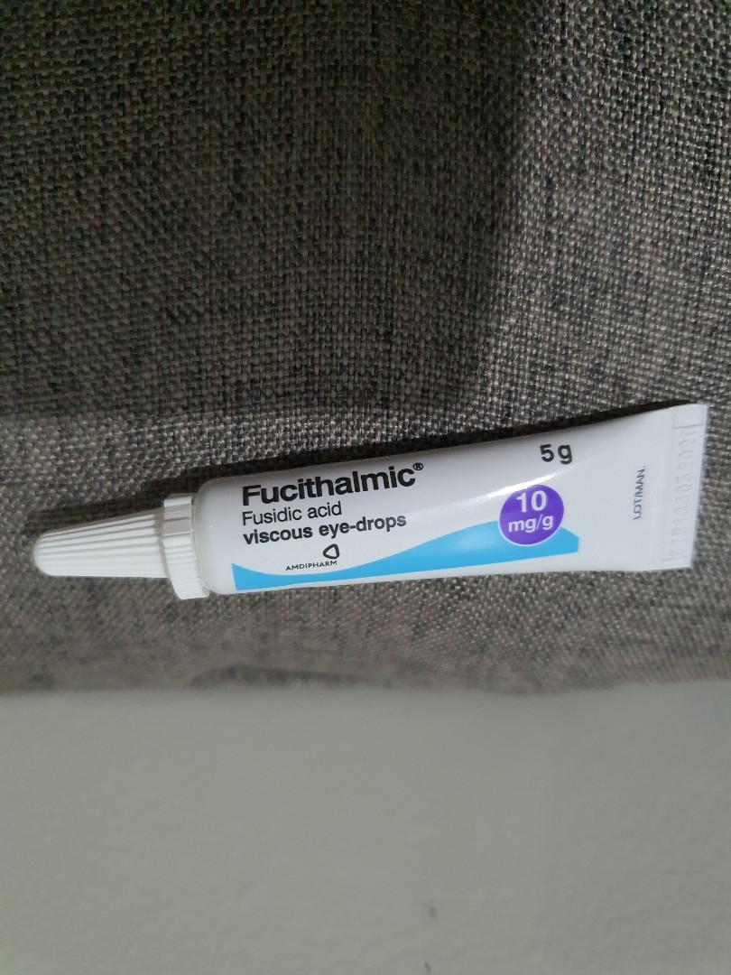 Fucithalmic eye clearance drops for dogs