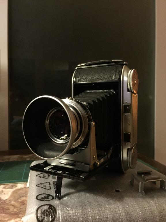 Voigtlander Bessa II with Color Heliar f3.5 105mm lens 6x9 medium