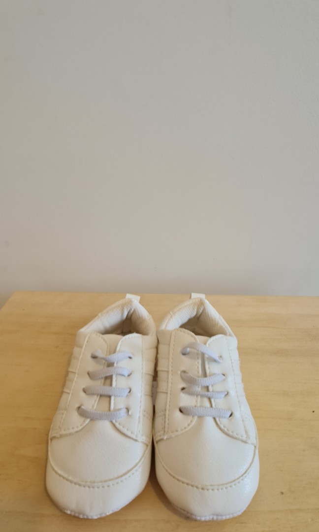 White colour long shoes hot sale