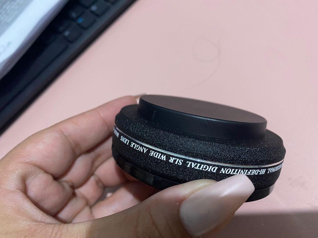 Wide angle lens (Category: Lens & Kits) located in Paranaque City. Submitted by luckyfortuneshop88 (Listing ID 1148936726, Image 2). Description: Decluttering I dont know what camera is this for Naka tambak lang siya. Hindi naggamit. .
