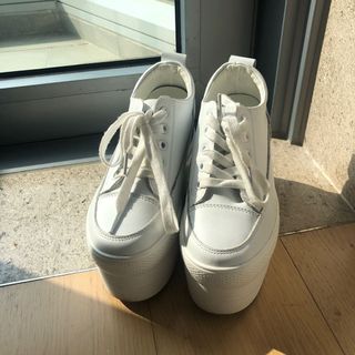 （分類：）位於 。 由 heloyui 提交（商品編號 1149045742，圖片 1）。簡介： 。