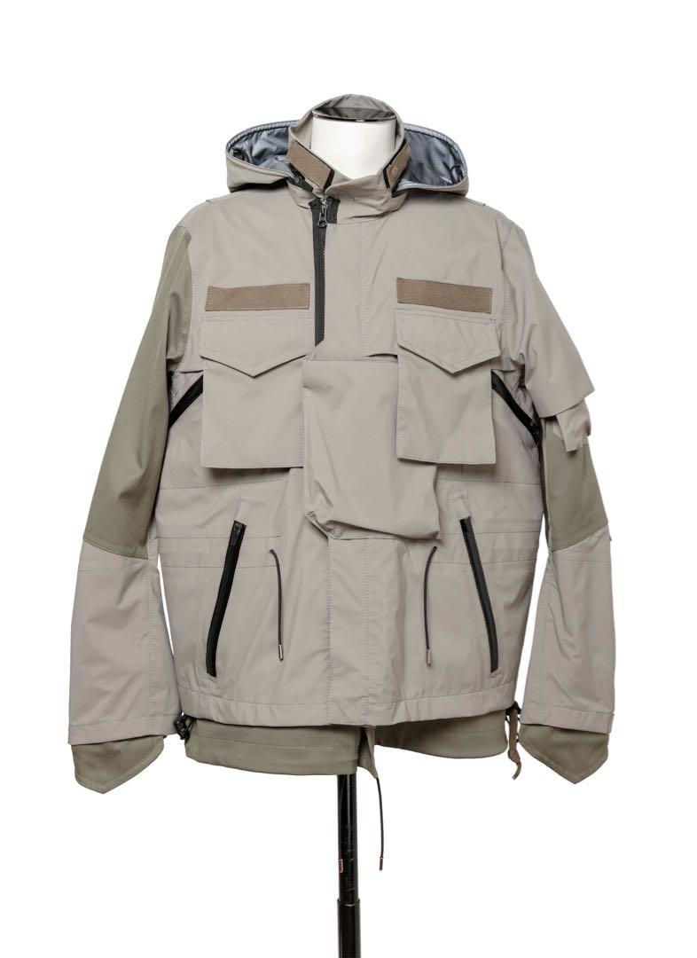 減價全新現貨size 3 Acronym x sacai BLOUSON field jacket size 2 