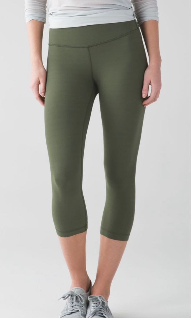 🍋 SALE! Lululemon Align Crop 21” Size 2 