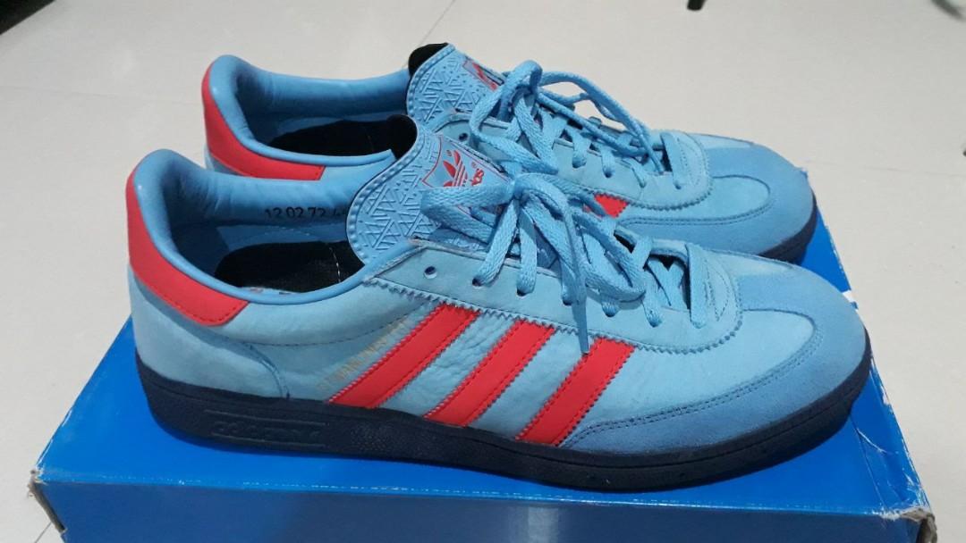 Sepatu adidas top gt manchester