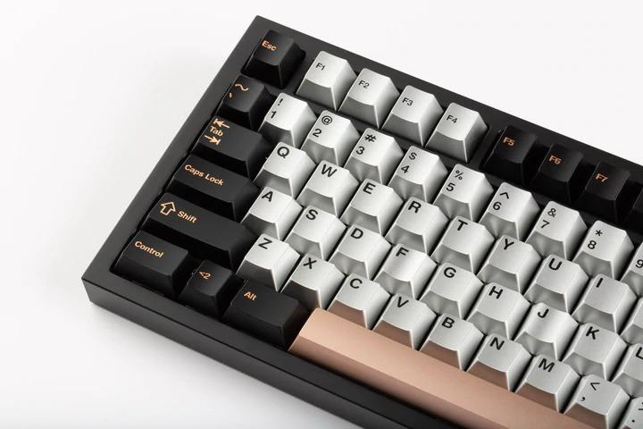 Aluvia aluminium keycap, Computers & Tech, Parts & Accessories