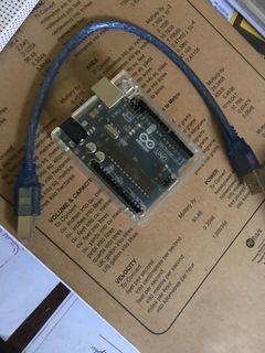 Arduino UNO and breadboards
