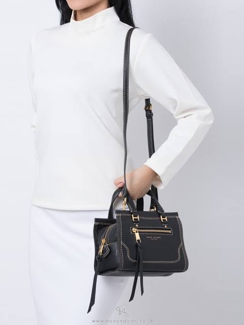 Marc Jacobs Mini Cruiser Satchel in White