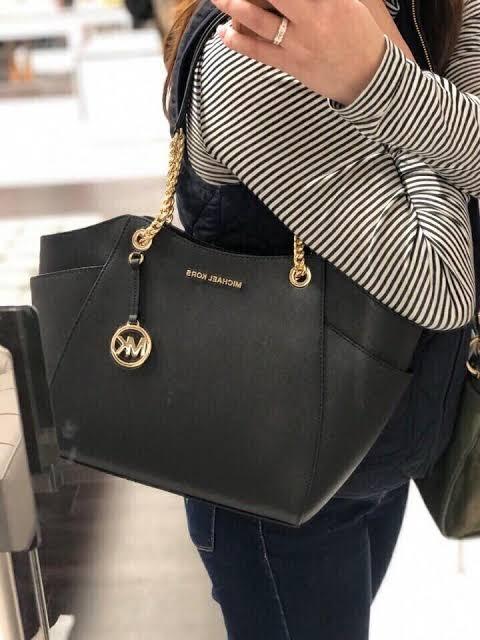 For Sale] Preloved Original MK Jet Set Travel Large Chain Shoulder Tote Bag  : r/phclassifieds